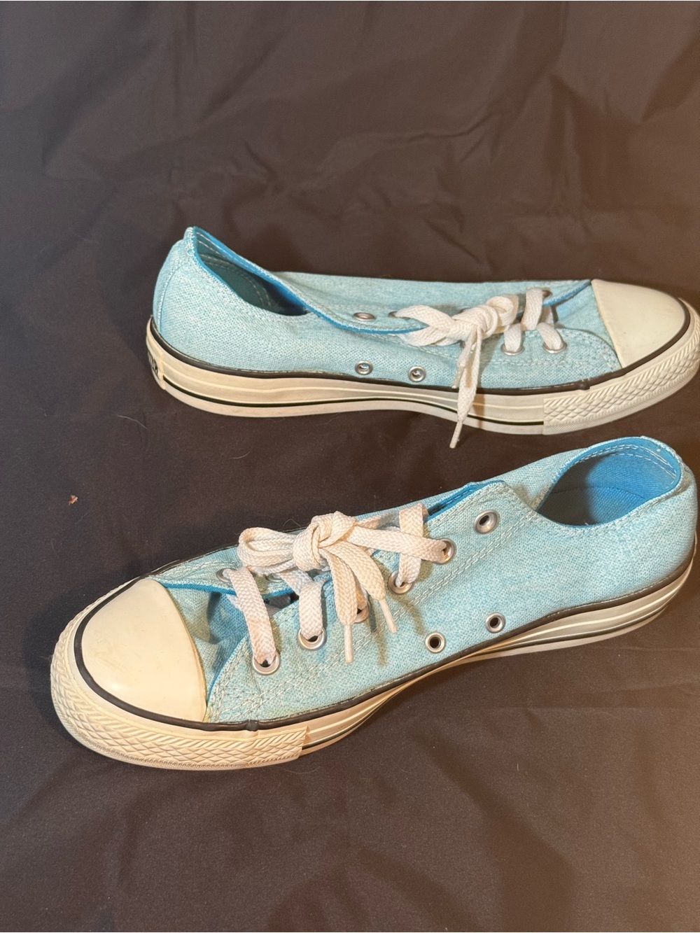 Unisex Converse Light Blue Canvas Low-Top Sneakers with White Accents - Picture 2 of 5